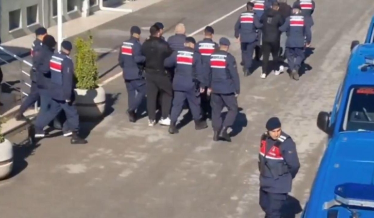 2-ilde-tefeci-operasyonu-25-tutuklama-d99lCxnD.jpg