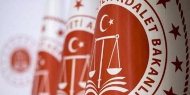 adalet-bakanliginda-sinav-sureci-tamamlandi-bin-453-personel-icin-yeni-donem-fJFeVyZH.jpg