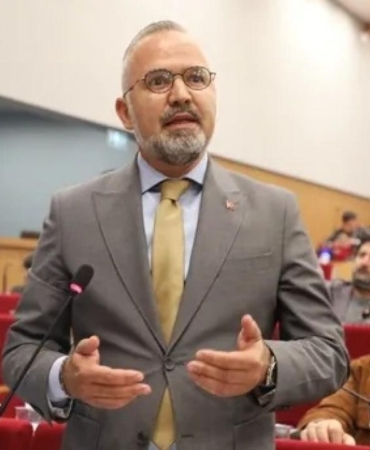 ak-partili-yildizdan-belediye-baskani-cemil-tugaya-meclis-kapatma-tepkisi-rsekXd72.jpg