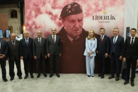 aliya-100-yasinda-hayat-fikir-mucadele-sergisi-acildi-Nltnu1Zl.jpg