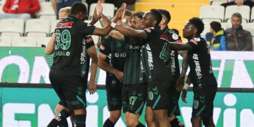 antalyaspor-0-2-konyaspor-super-lig-hWrElNPv.jpg