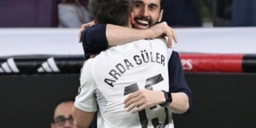 arda-gulere-hocasi-arbeoladan-buyuk-ovgu-bayern-ve-city-maclarina-bakin-DHWbwshx.jpg