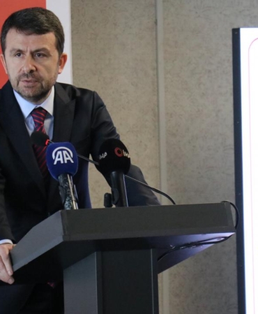 bik-genel-muduru-caydan-adil-sistem-cagrisi-icerik-ureticisinin-hakki-korunmali-C6cvDLYW.jpg