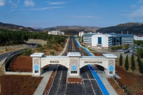 bingol-universitesinin-milli-teknoloji-atolyesiyle-yeni-teknoloji-projeleri-hayat-bulacak-5HbAM1CL.jpg
