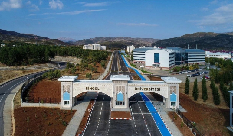 bingol-universitesinin-milli-teknoloji-atolyesiyle-yeni-teknoloji-projeleri-hayat-bulacak-5HbAM1CL.jpg