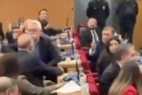 cemil-tugay-ak-partili-kadin-meclis-uyesine-sahtekar-diyerek-parmak-salladi-DubAEnCf.jpg