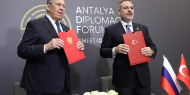 disisleri-bakani-hakan-fidandan-pes-pese-gorusmeler-NKEMM6d5.jpg