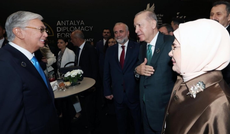 emine-erdogandan-antalya-diplomasi-forumu-paylasimi-jPYk8zme.jpg
