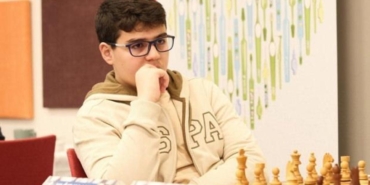 en-genc-buyukusta-15-yasindaki-turk-sporcu-dunya-sampiyonunu-yendi-Q736Ti1J.jpg