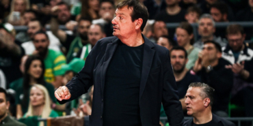 ergin-ataman-anadolu-efes-icin-zor-bir-macti-PlnsOPsi.jpg