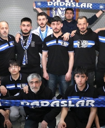 erzurumspor-fk-taraftari-super-lig-icin-artik-saatleri-sayiyor-ux9wBRhu.jpg