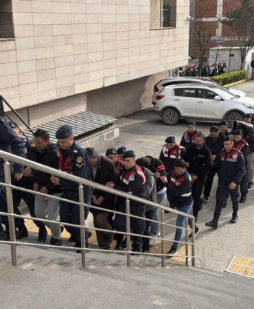 eskisehirde-tefecilere-operasyon-tek-tek-yakalandilar-WVk2uAbx.jpg