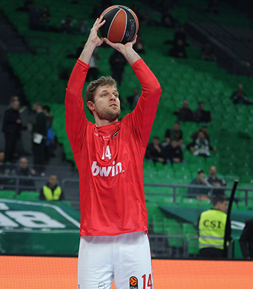 euroleaguein-sayi-krali-sasha-vezenkov-oldu-pHe5JknL.jpg