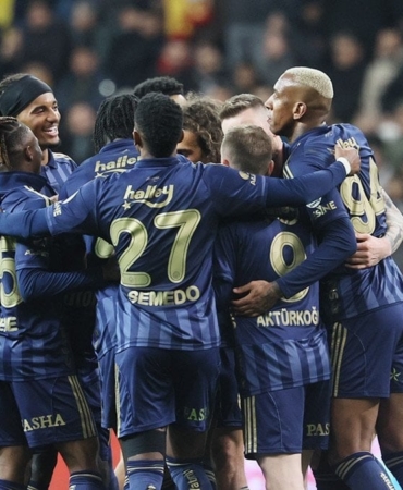 fenerbahce-caykur-rizespor-ilk-11ler-belli-oldu-Jbm8RD7f.jpg