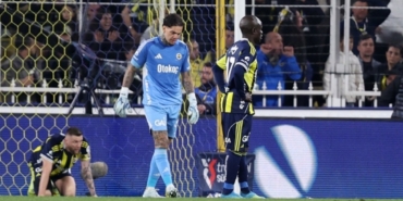 fenerbahce-taraftarindan-edersona-tepki-7beXX92m.jpg
