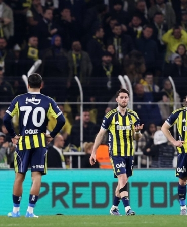 fenerbahcenin-uzatma-dakikalari-cilesi-bitmek-bilmiyor-4fjjxR8e.jpg