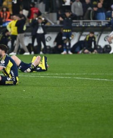 fenerbahceye-908de-rizespor-darbesi-WFqadWXB.jpg