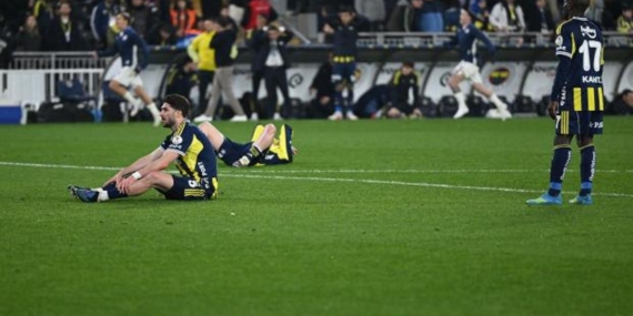 fenerbahceye-908de-rizespor-darbesi-WFqadWXB.jpg
