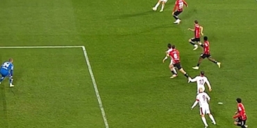 galatasaraydan-iptal-edilen-golune-tepki-LUTXXgVb.jpg