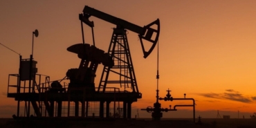 hurmuz-bogazi-acildi-brent-petrol-90-dolarin-altini-gordu-CfnfjYfz.jpg