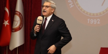 huseyin-yayman-dijital-bagimlilik-milli-guvenlik-sorunu-gIL6vUdx.jpg