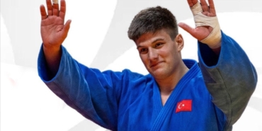 ibrahim-tataroglu-avrupa-sampiyonasinda-bronz-madalya-kazandi-FWuP43fb.jpg
