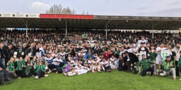 inegol-kafkas-spor-kulubu-2-lige-yukseldi-HXAHmBq1.jpg
