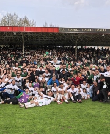 inegol-kafkas-spor-kulubu-2-lige-yukseldi-HXAHmBq1.jpg