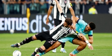 juventus-bolognayi-yenerek-seriye-bagladi-5QeDLXr5.jpg