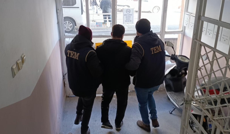 kirsehirdeki-deas-operasyonunda-7-gozalti-zVmWiOwC.jpg