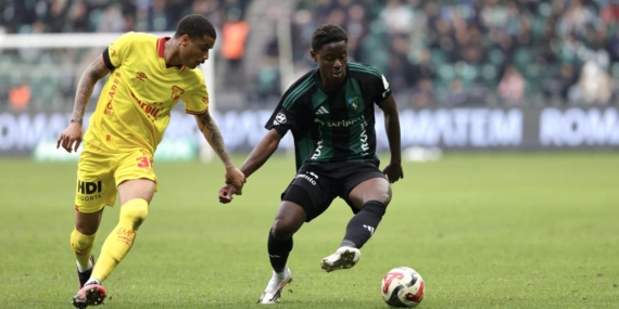 kocaelispor-goztepe-macinin-son-dakikasinda-cok-tartisilacak-penalti-5V3BQlGE.jpg