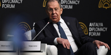 lavrov-antalyadan-istanbula-isaret-etti-pfmMwz5i.jpg