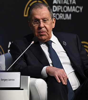 lavrov-antalyadan-istanbula-isaret-etti-pfmMwz5i.jpg