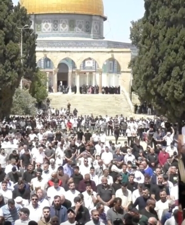 mescid-i-aksada-cuma-namazi-75-bin-kisiyle-eda-edildi-z1UWzmOd.jpg