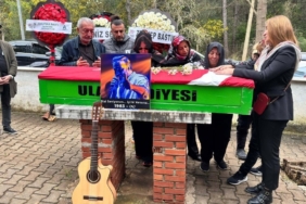 muglada-sarkici-riza-tamer-sisman-son-yolculuguna-ugurlandi-CT7YrWBE.jpg