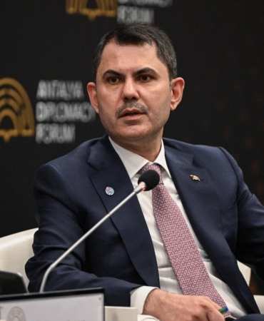 murat-kurum-455-bin-konut-teslim-ettik-tecrubemizi-dunya-ile-paylasacagiz-EfnX3hFb.jpg