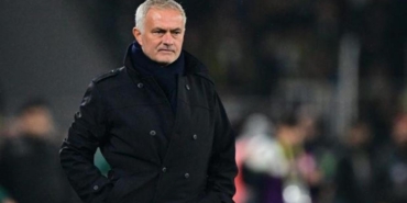 portekizlilerden-buyuk-iddia-jose-mourinho-geri-donuyor-9miA1JPl.jpg