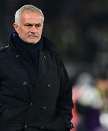 portekizlilerden-buyuk-iddia-jose-mourinho-geri-donuyor-9miA1JPl.jpg