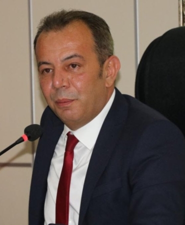 tanju-ozcan-davasinda-olay-ifade-birlikte-olurken-soforu-bizi-izledi-rXFLDGbE.jpg