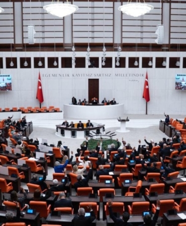 tbmmnin-gundemi-yogun-onemli-konular-gorusulecek-k7N6PRsC.jpg