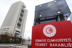 ticaret-bakanligi-martta-599-firmaya-dahilde-isleme-izin-belgesi-verdi-nblVfFKh.jpg