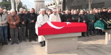 tiyatro-oyuncusu-feyha-celenk-son-yolculuguna-ugurlandi-bkttPuYg.jpg
