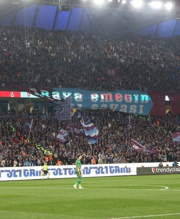 trabzonspor-basaksehir-maci-oncesi-etkinliklerini-iptal-etti-sgLrN4NW.jpg