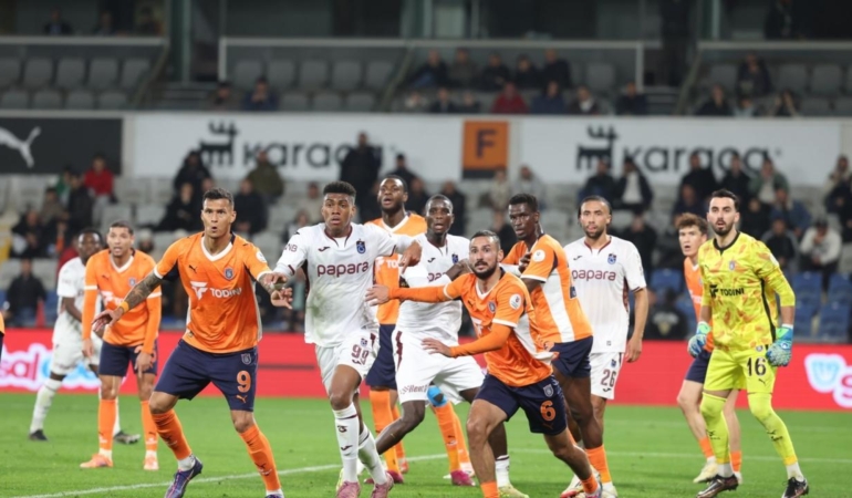 trabzonspor-icin-zirveye-yaklasma-firsati-basaksehir-maci-oncesi-muci-ve-onuachu-sevinci-QO35MEca.jpg