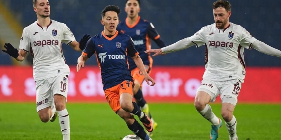 trabzonspor-ile-basaksehir-rekabetinde-36-mucadele-c7ztGAds.jpg