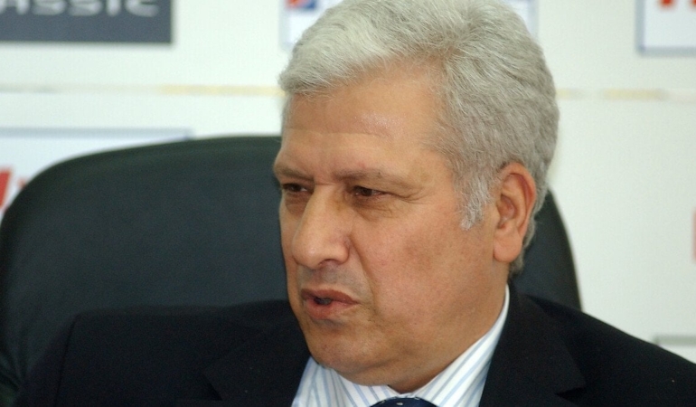 trabzonsporun-eski-baskani-atay-aktug-hayatini-kaybetti-pNesDF2K.jpg