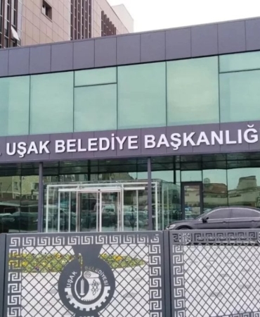 usak-belediyesine-bir-operasyon-daha-L96fhZ8m.jpg