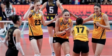 vakifbank-sultanlar-liginde-sampiyon-oldu-4DkENFQM.jpg