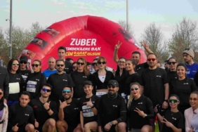 zuber-istanbul-yari-maratonunda-6nci-yilinda-hem-kostu-hem-egitime-destek-oldu-4KZ57cIu.jpg