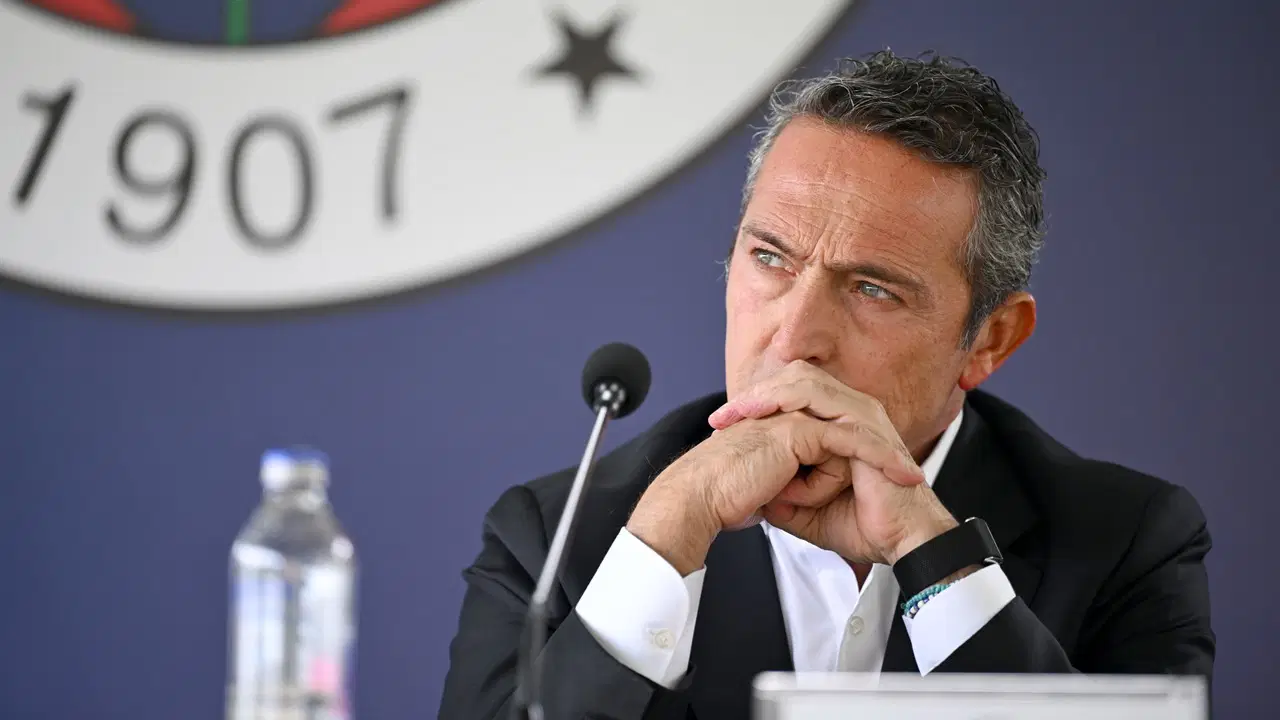 aadan-flas-sav-ali-koctan-fenerbahce-lider-adayligi-karari-TyF1tlMX.jpg
